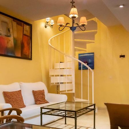 Apartamento Lirio Donkey Seville Exterior photo